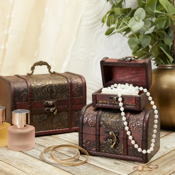 Set of 3 Small Wooden Treasure Chest Boxes - Assorted Sizes - Image 3
